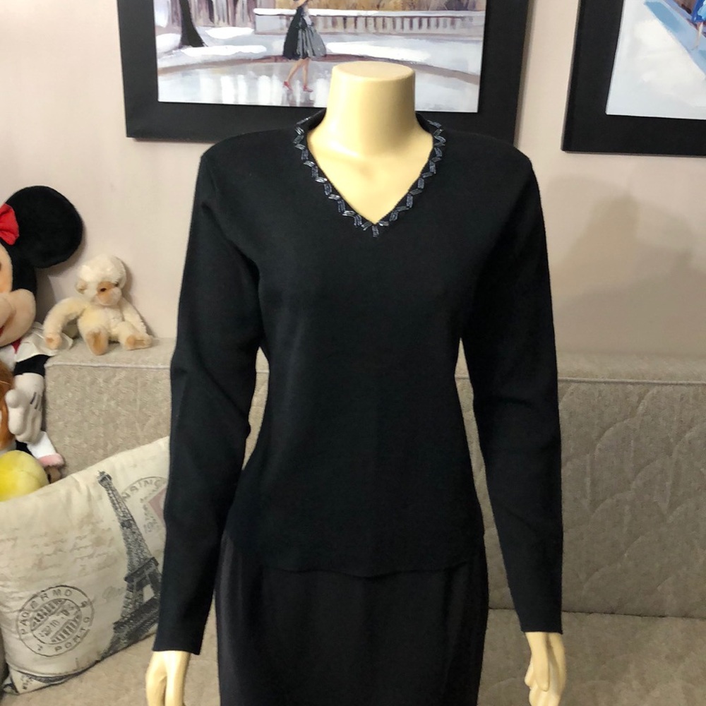 NICE BLACK SWEATER SIZE L Made in Italy 🇮🇹